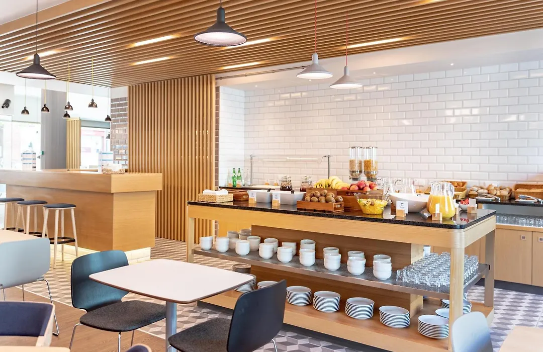 Holiday Inn Express - Lisbon - Plaza Saldanha By Ihg-1